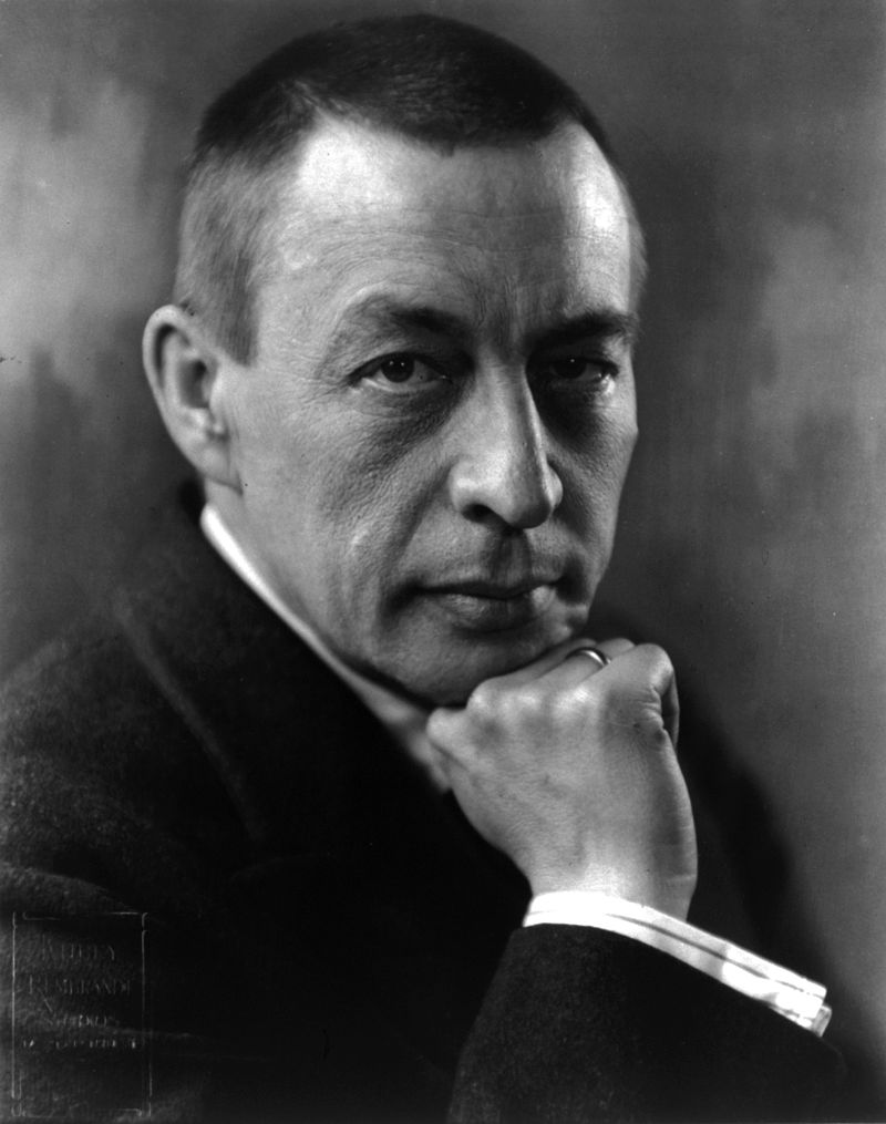 Sergei_Rachmaninoff_1873-1943.jpg